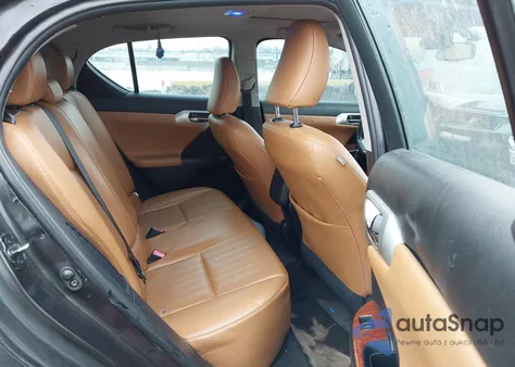 2011 Lexus Ct 200H Premium из США, поврежденный, VIN JTHKD5BH5B2021395